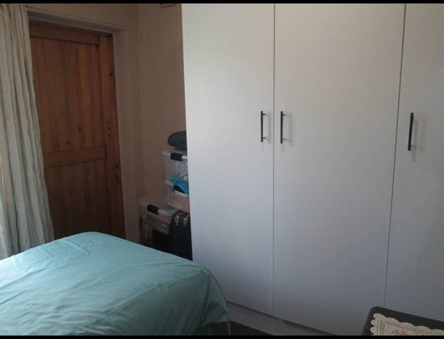 3 BEDROOM FREEHOLD SOLD IN HOWICK NORTH